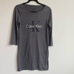 Calvin Klein, Gray, Small